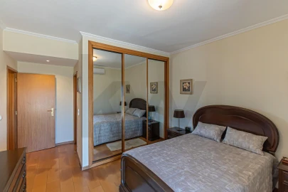 Apartamento T3 para Venda em Mafamude e Vilar do Paraíso