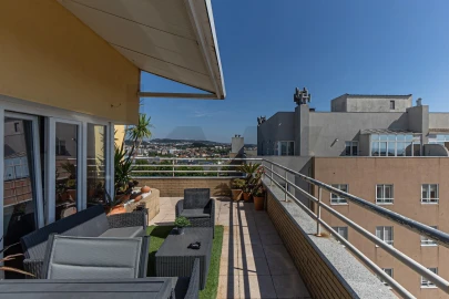 Apartamento T3 para Venda em Mafamude e Vilar do Paraíso