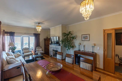 Apartamento T3 para Venda em Mafamude e Vilar do Paraíso