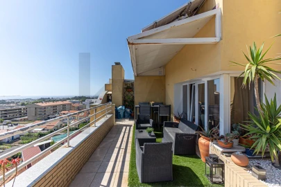 Apartamento T3 para Venda em Mafamude e Vilar do Paraíso