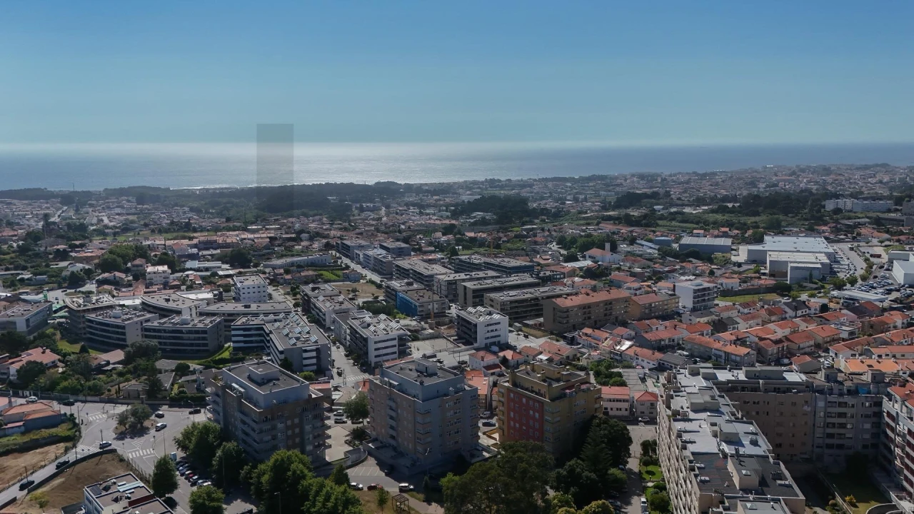 Apartamento T3 para Venda em Mafamude e Vilar do Paraíso Foto 44
