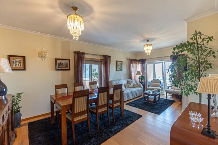 Apartamento T3 para Venda em Mafamude e Vilar do Paraíso Foto 2
