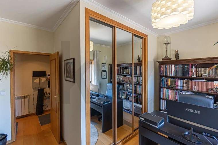 Apartamento T3 para Venda em Mafamude e Vilar do Paraíso Foto 15