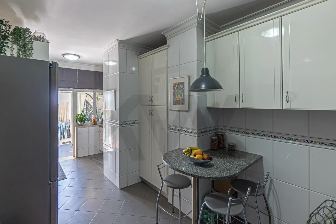 Apartamento T3 para Venda em Mafamude e Vilar do Paraíso Foto 6