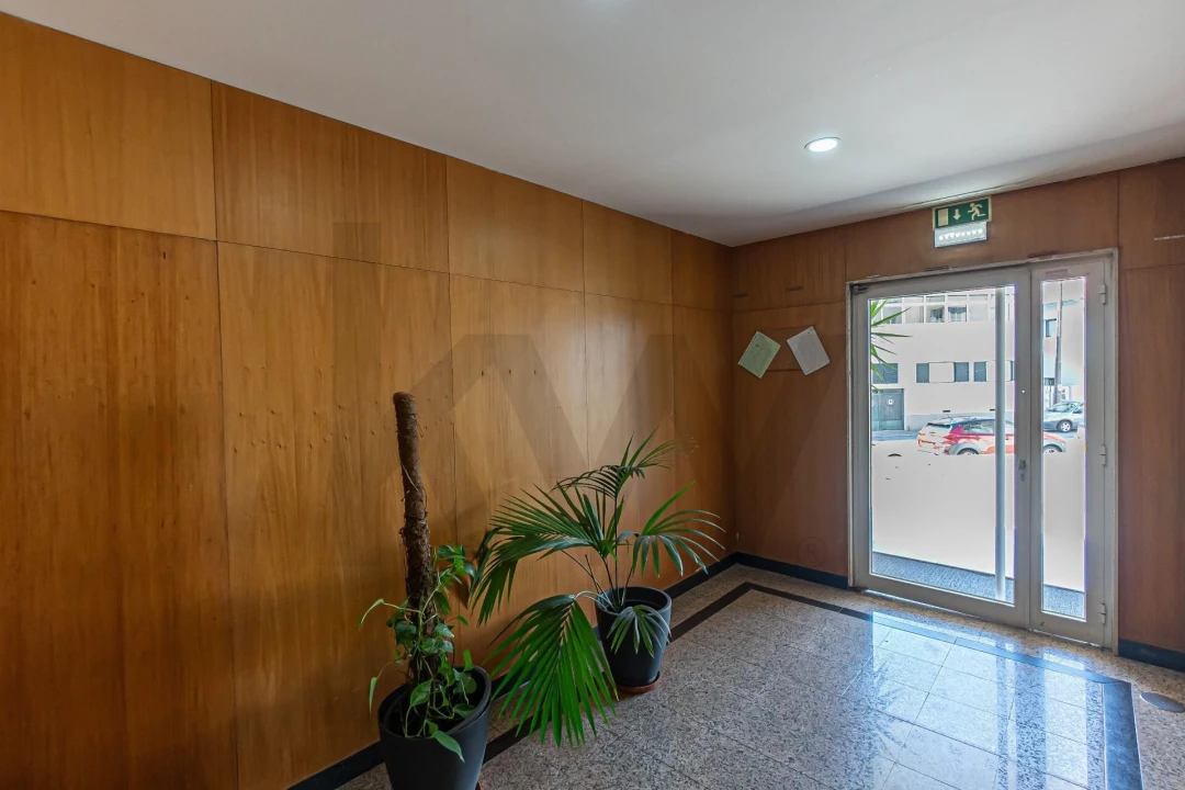 Apartamento T3 para Venda em Mafamude e Vilar do Paraíso Foto 38