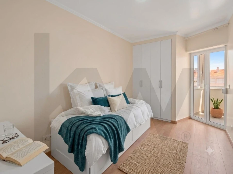Apartamento T2 para Arrendamento em Carcavelos e Parede Foto 14