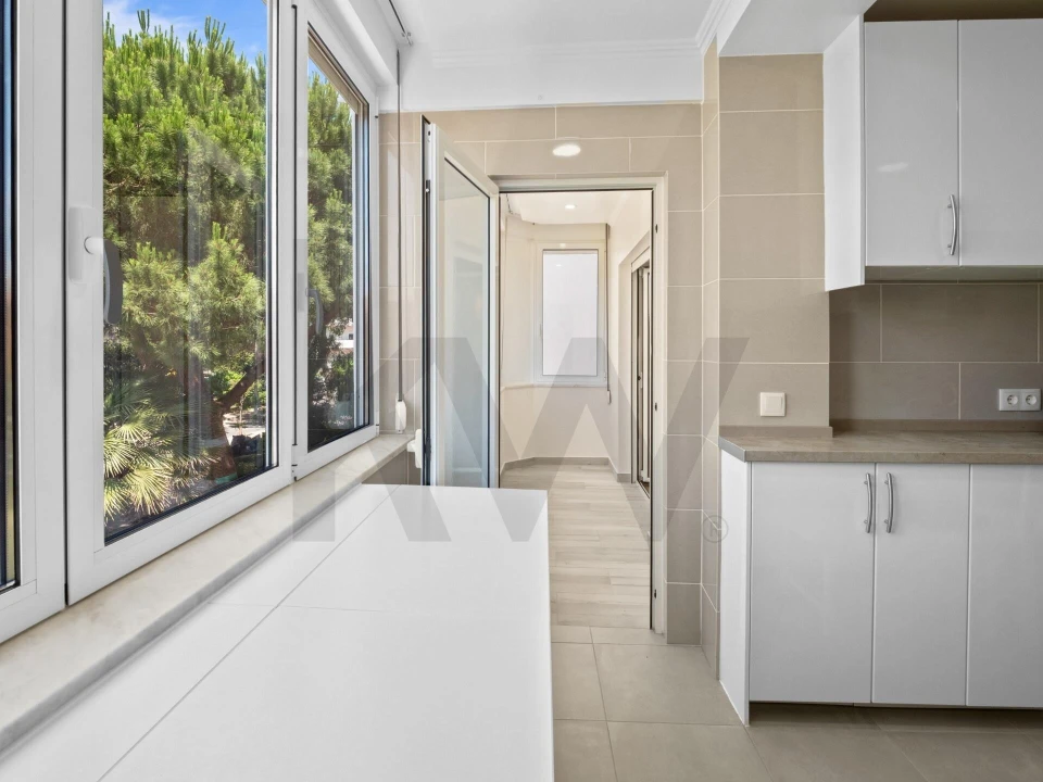 Apartamento T2 para Arrendamento em Carcavelos e Parede Foto 8