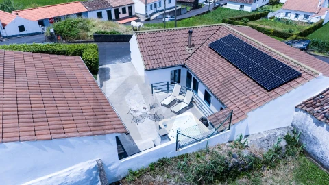 Moradia T3 para Venda em Lomba da Fazenda