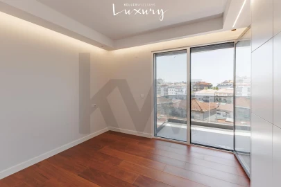 Apartamento T4 para Venda em Almada, Cova da Piedade, Pragal e Cacilhas