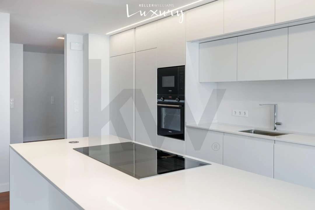 Apartamento T4 para Venda em Almada, Cova da Piedade, Pragal e Cacilhas Foto 15