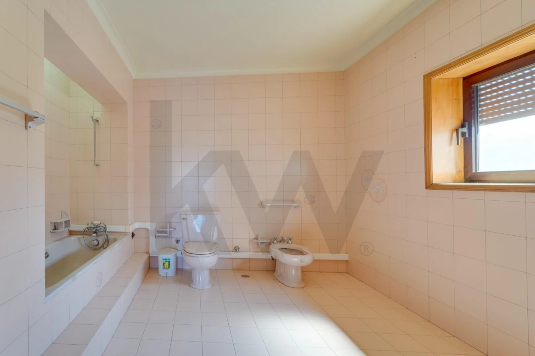 Moradia T7 para Venda em Recardães e Espinhel Foto 24