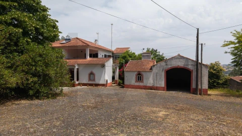 Quinta T5 para Venda em Caldas da Rainha - Santo Onofre e Serra do Bouro