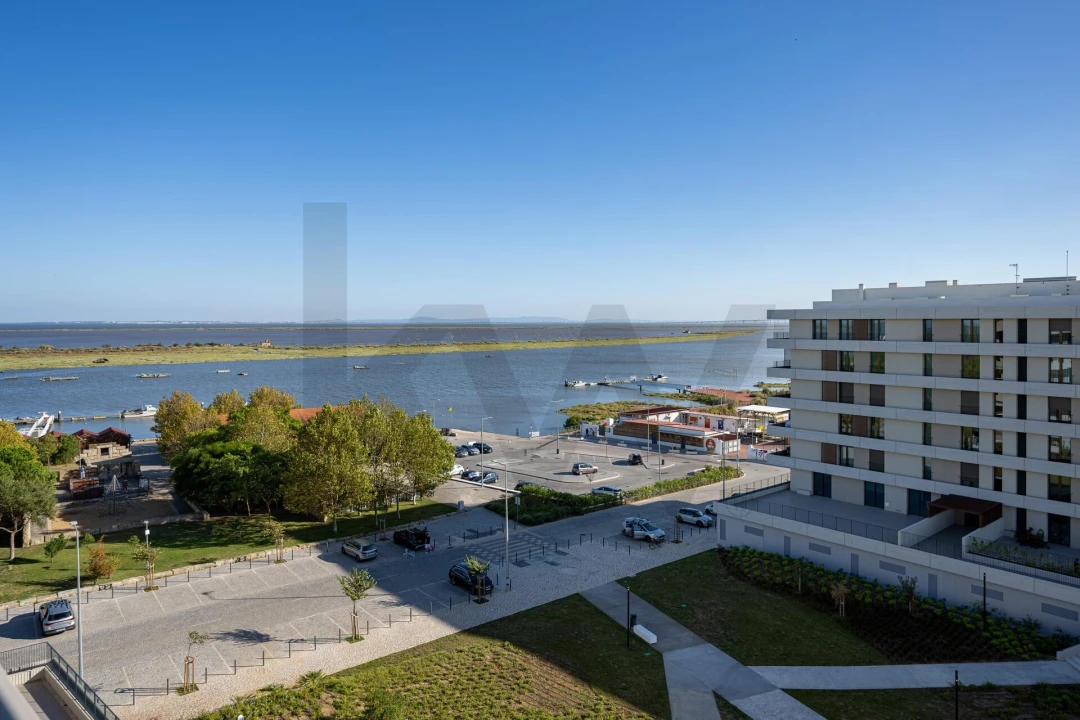 Apartamento T3 para Venda em Póvoa de Santa Iria e Forte da Casa Foto 30