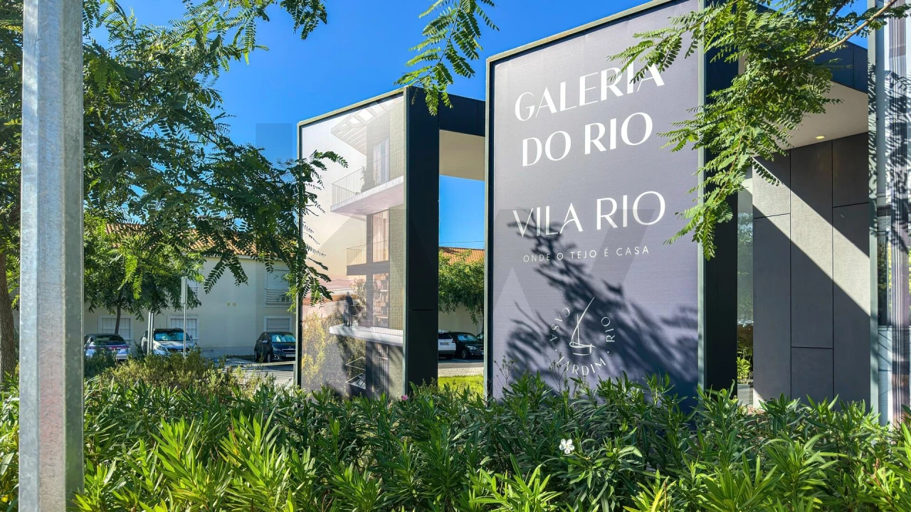 Apartamento T3 para Venda em Póvoa de Santa Iria e Forte da Casa Foto 28