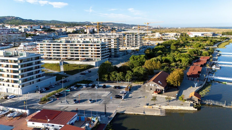 Apartamento T3 para Venda em Póvoa de Santa Iria e Forte da Casa Foto 31