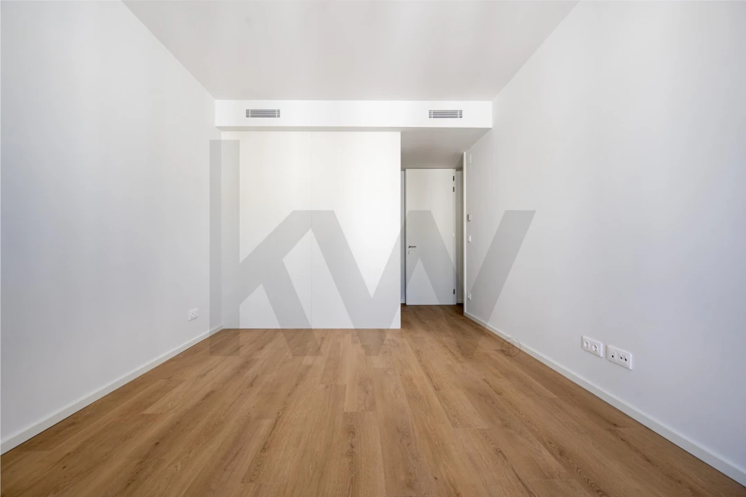 Apartamento T3 para Venda em Póvoa de Santa Iria e Forte da Casa Foto 8