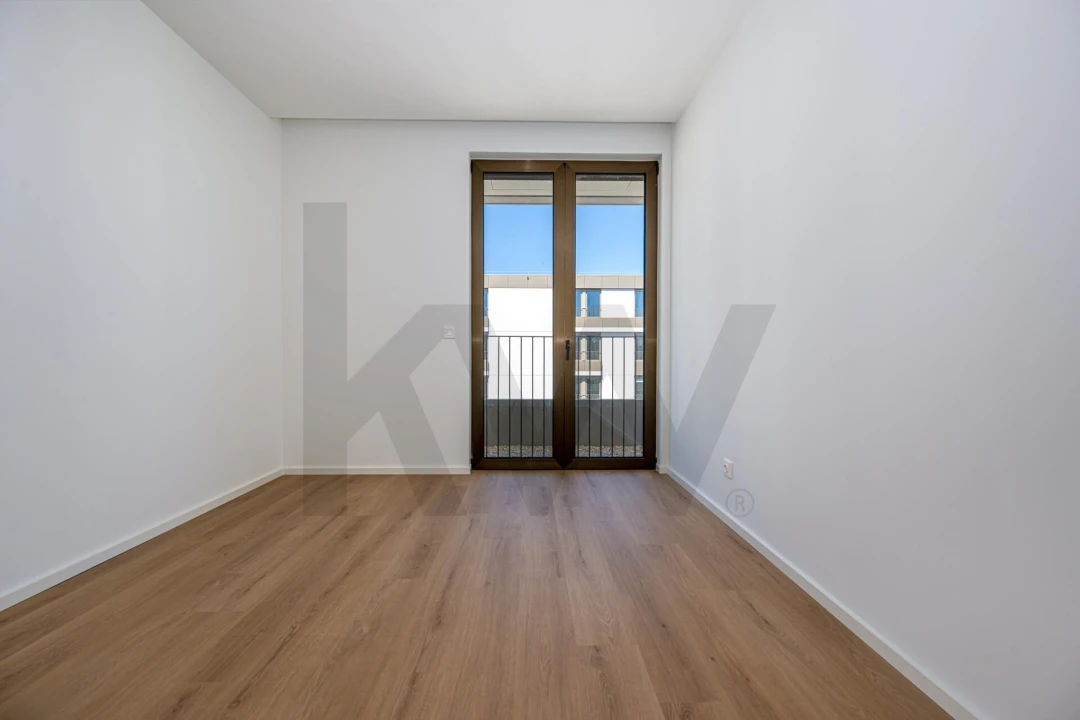 Apartamento T3 para Venda em Póvoa de Santa Iria e Forte da Casa Foto 7