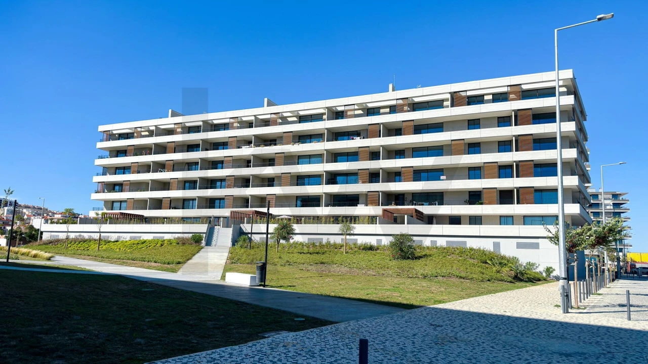 Apartamento T3 para Venda em Póvoa de Santa Iria e Forte da Casa Foto 26