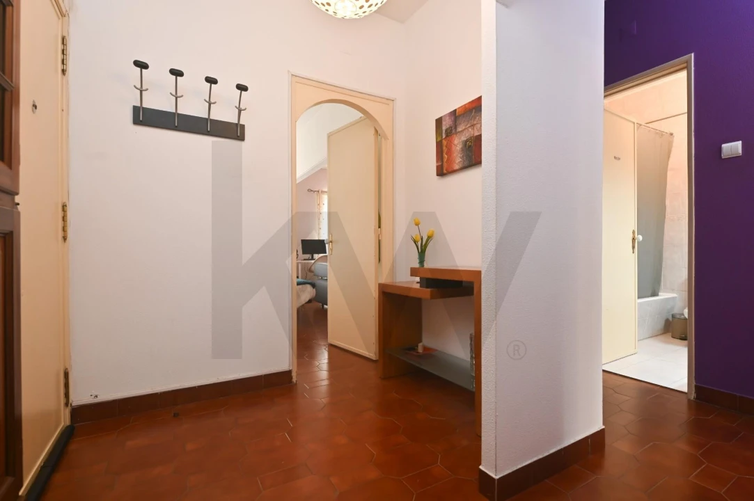 Apartamento T2 para Venda em Benfica Foto 6