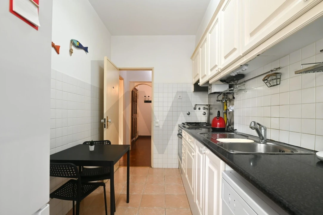 Apartamento T2 para Venda em Benfica Foto 16