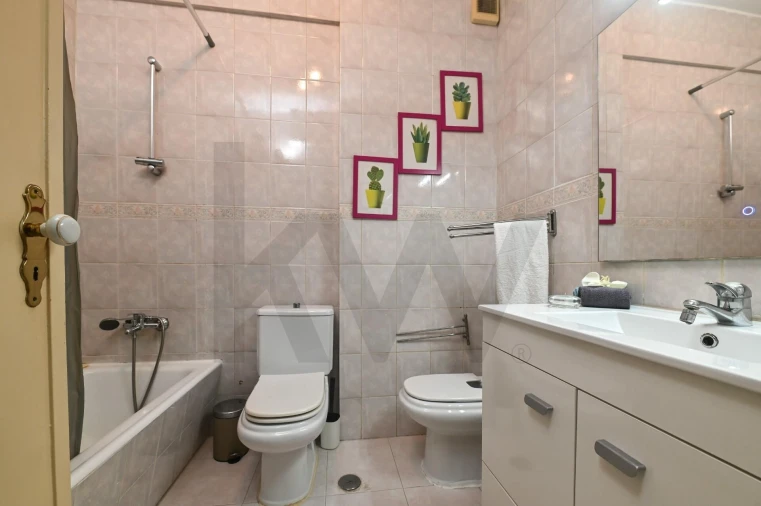 Apartamento T2 para Venda em Benfica Foto 21