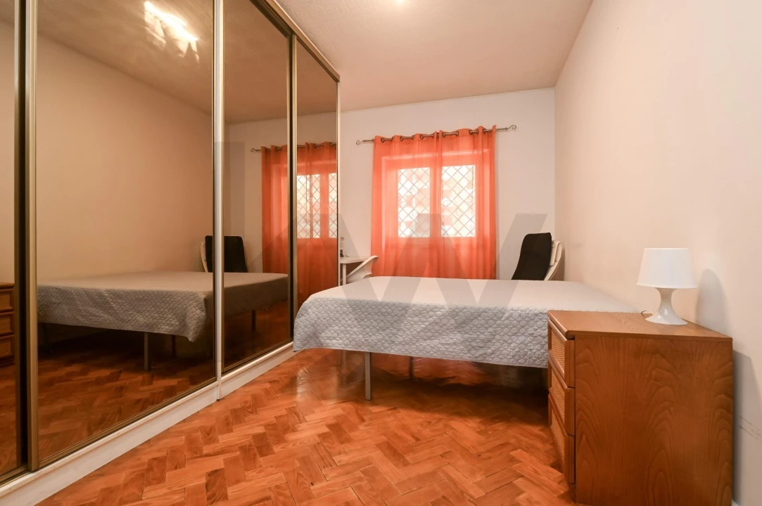 Apartamento T2 para Venda em Benfica Foto 20