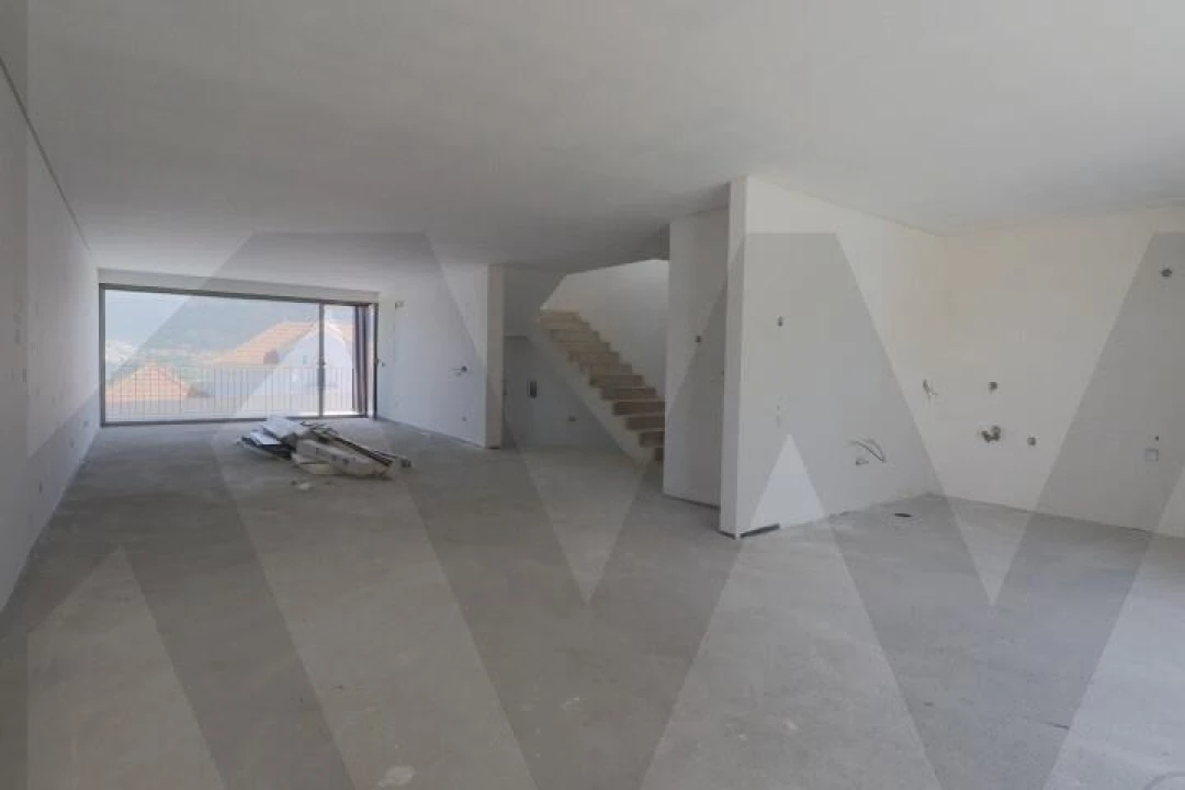 Moradia T3 para Venda em São Pedro de Castelões Foto 4