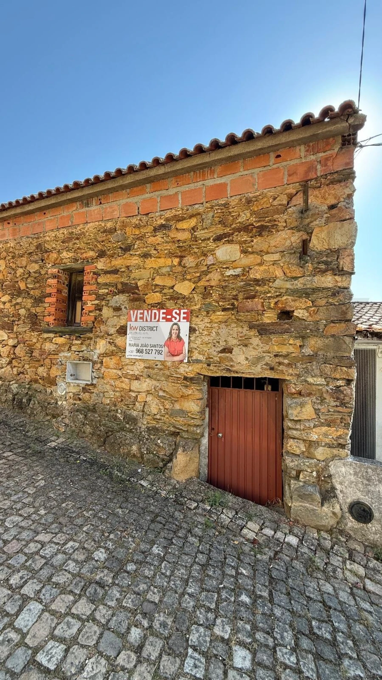 Moradia T2 para Venda em Sarnadas de São Simão Foto 4