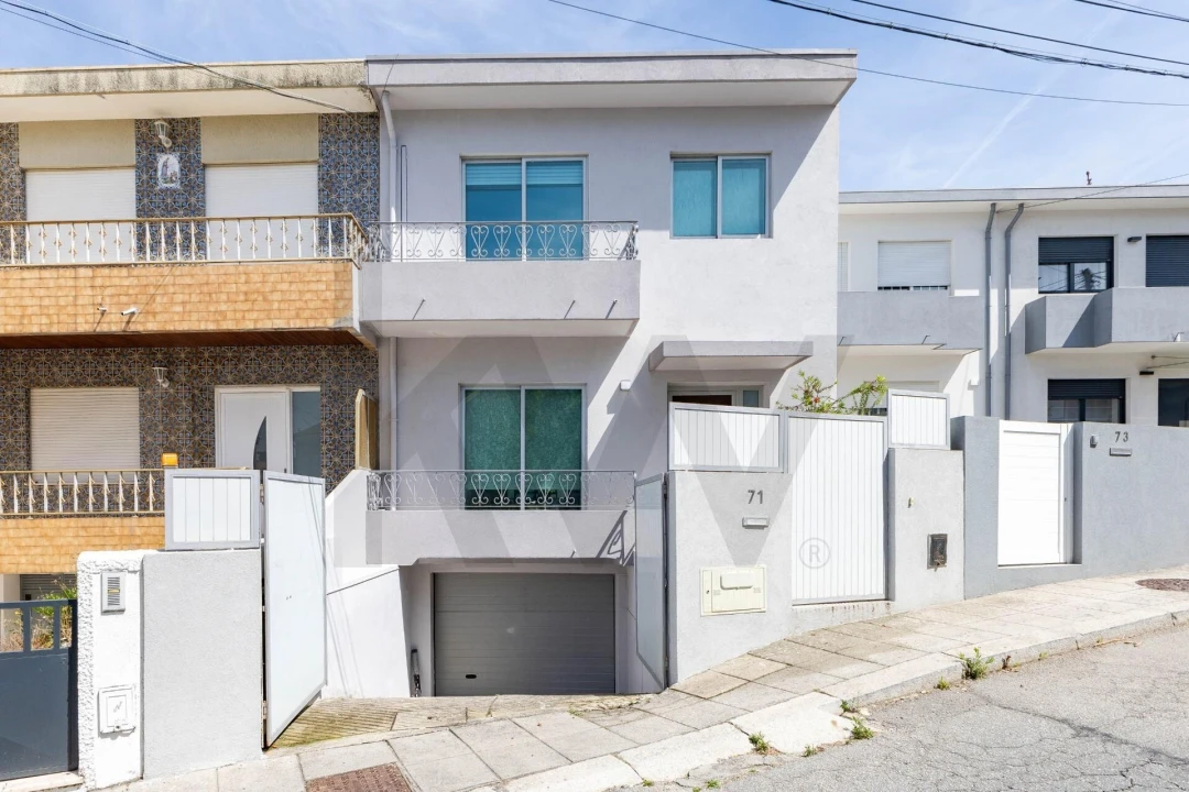 Moradia T3 para Venda em Custóias, Leça do Balio e Guifões Foto 1
