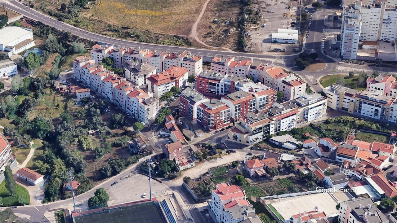 Terreno para Venda em Carnaxide e Queijas Foto 6