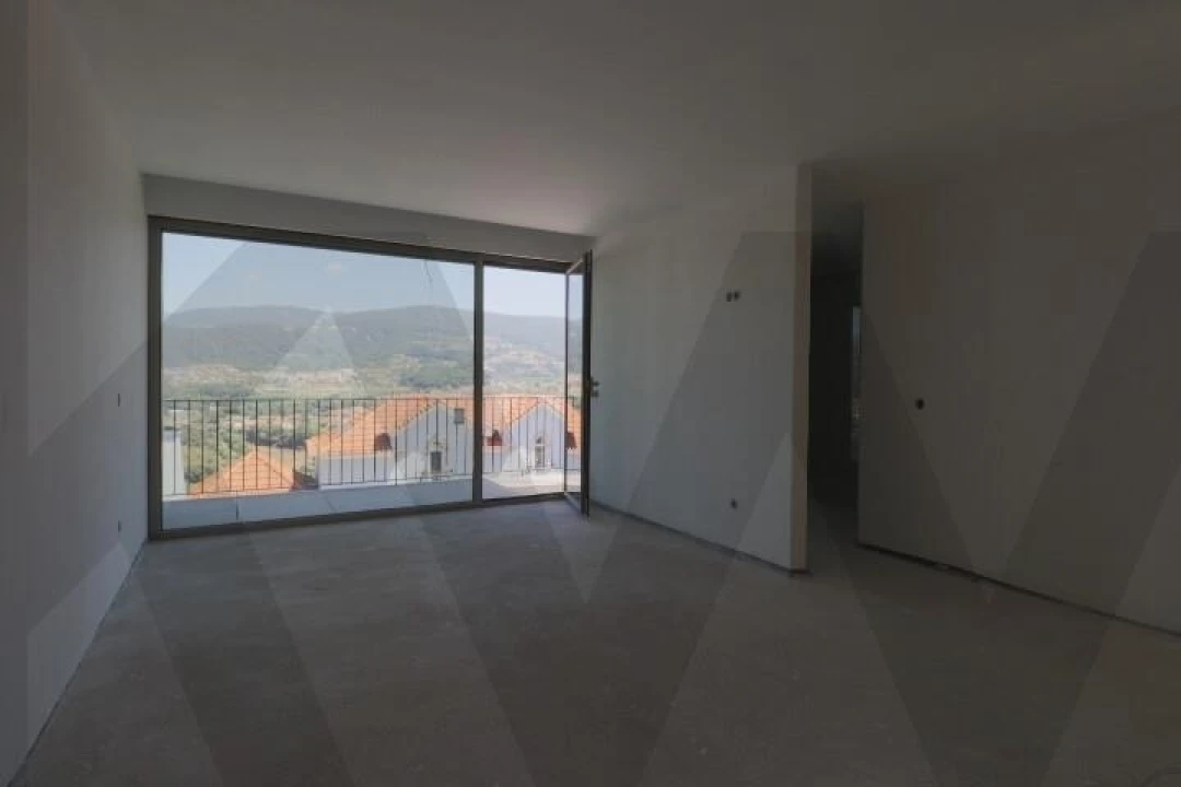 Moradia T3 para Venda em São Pedro de Castelões Foto 11