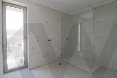 Moradia T3 para Venda em São Pedro de Castelões