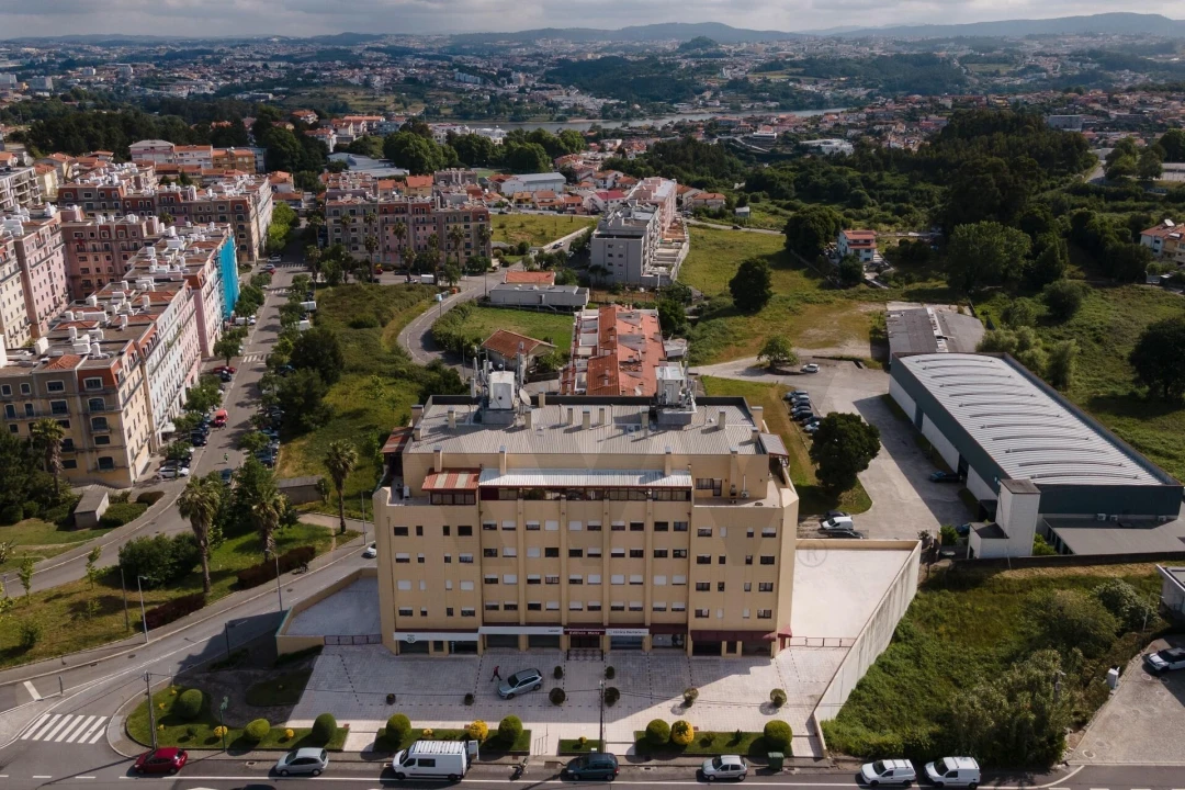 Apartamento T3 para Venda em Mafamude e Vilar do Paraíso Foto 23