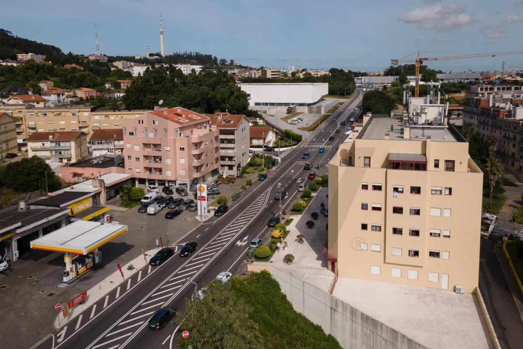 Apartamento T3 para Venda em Mafamude e Vilar do Paraíso Foto 27