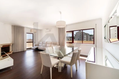 Apartamento T3 para Venda em Mafamude e Vilar do Paraíso