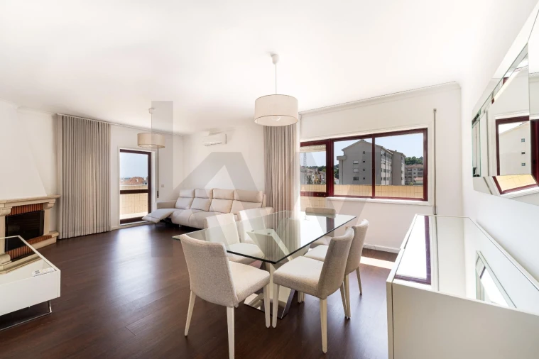 Apartamento T3 para Venda em Mafamude e Vilar do Paraíso Foto 2