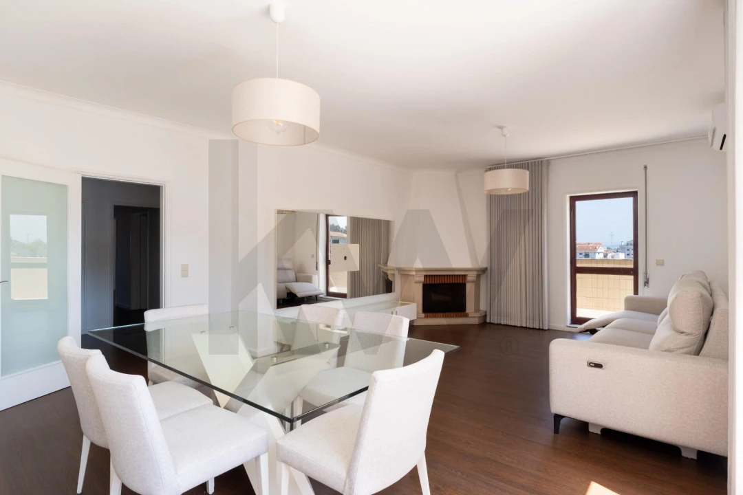 Apartamento T3 para Venda em Mafamude e Vilar do Paraíso Foto 3