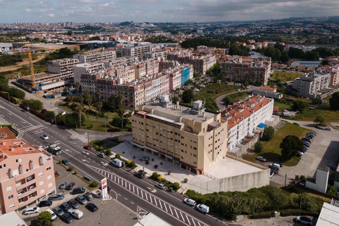 Apartamento T3 para Venda em Mafamude e Vilar do Paraíso Foto 24