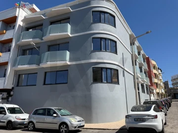 Prédio para Venda em Faro (Sé e São Pedro)