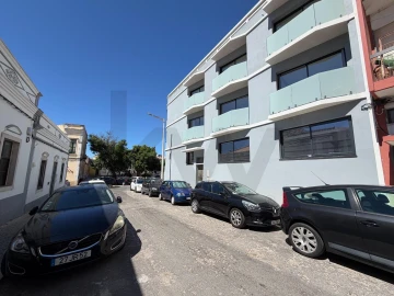 Prédio para Venda em Faro (Sé e São Pedro)
