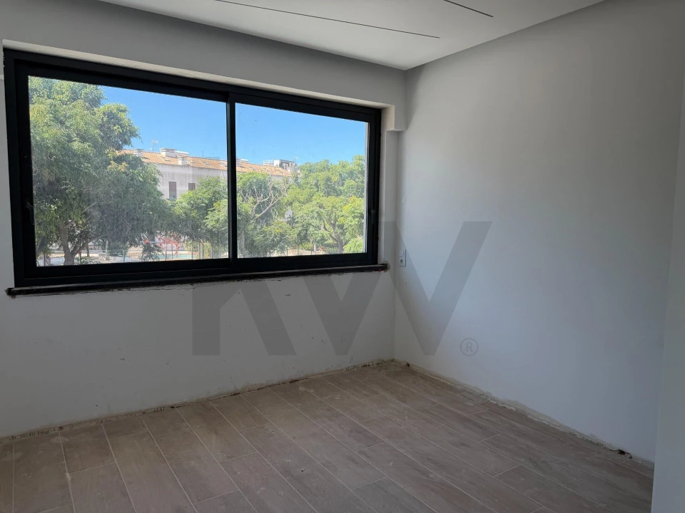 Prédio para Venda em Faro (Sé e São Pedro) Foto 22