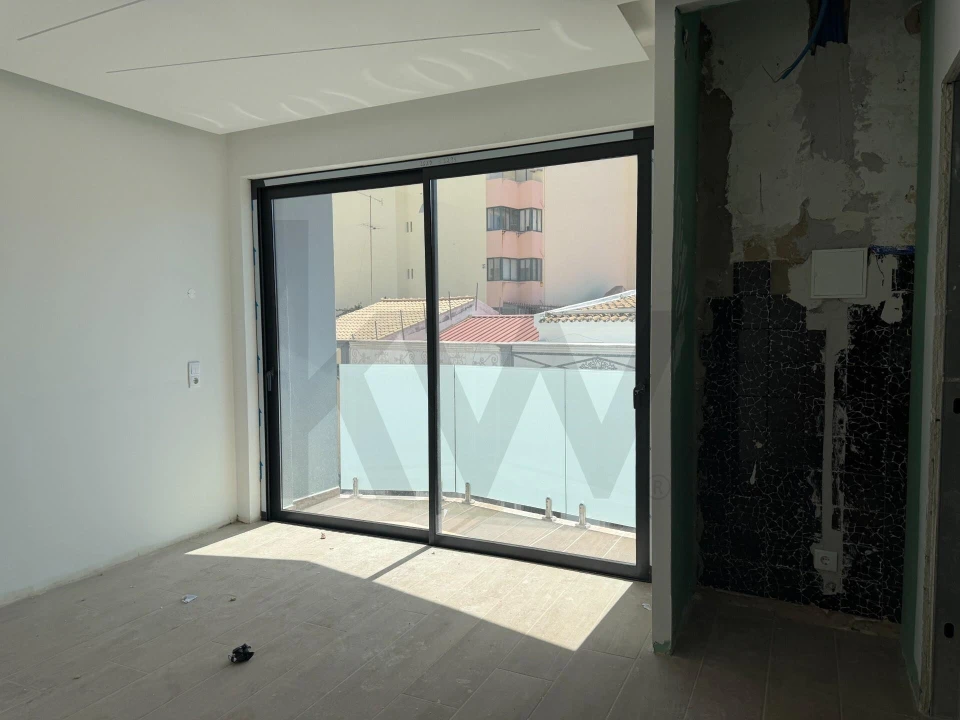 Prédio para Venda em Faro (Sé e São Pedro) Foto 24