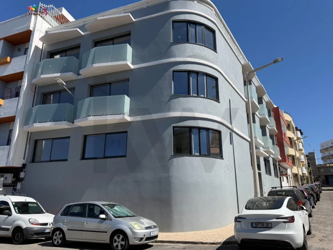 Prédio para Venda em Faro (Sé e São Pedro) Foto 41