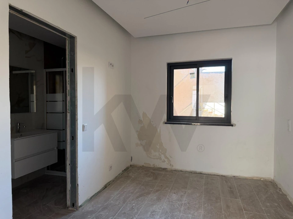 Prédio para Venda em Faro (Sé e São Pedro) Foto 16