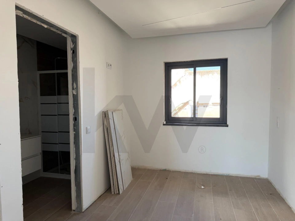 Prédio para Venda em Faro (Sé e São Pedro) Foto 28