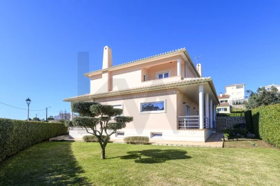 Moradia T3 para Venda em Agualva e Mira-Sintra