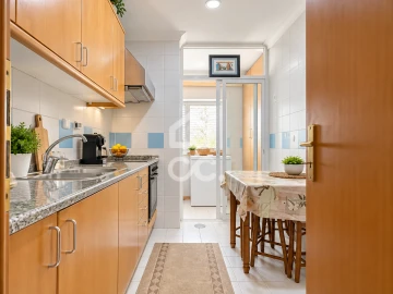 Apartamento T2 para Venda em Vila Nova de Famalicão e Calendário