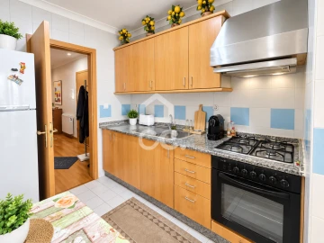 Apartamento T2 para Venda em Vila Nova de Famalicão e Calendário