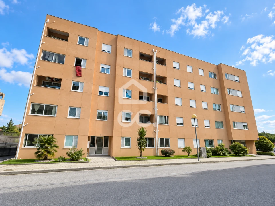 Apartamento T2 para Venda em Vila Nova de Famalicão e Calendário Foto 1