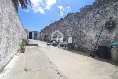 Moradia T3 para Venda em Ribeira Grande (Matriz)